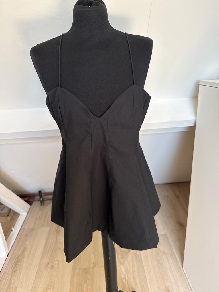 Zara peplum top L nieuw, Ophalen of Verzenden, Zo goed als nieuw, Maat 38/40 (M), Zonder mouw