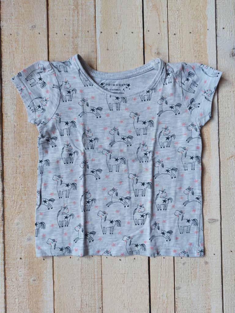 Primark T-shirt maat 92 met eenhoorns, Zo goed als nieuw, Shirt of Longsleeve, Primark, Verzenden