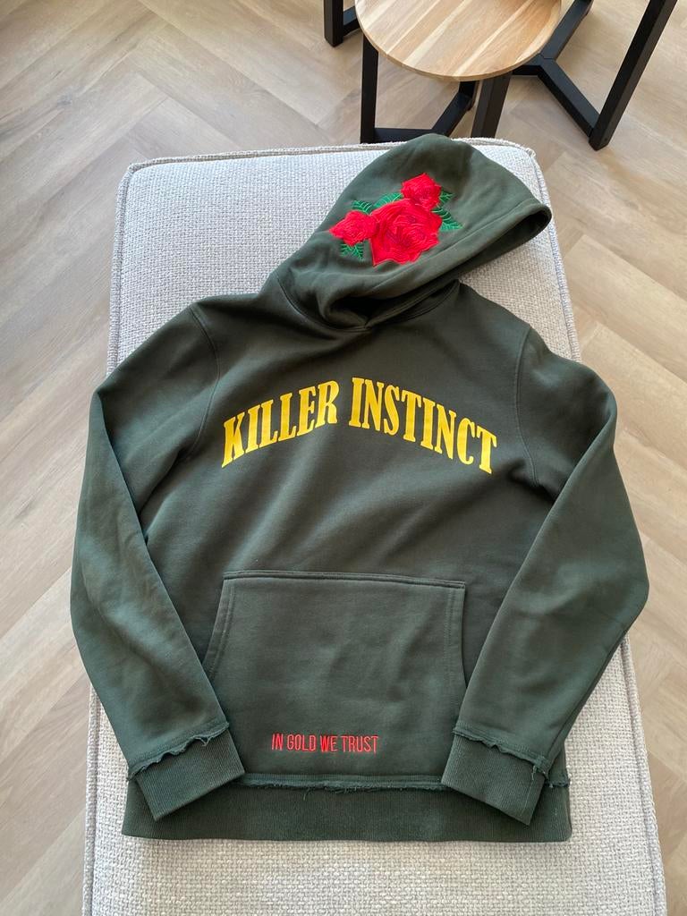In gold we trust hoodie, Ophalen of Verzenden, Zo goed als nieuw, Zwart
