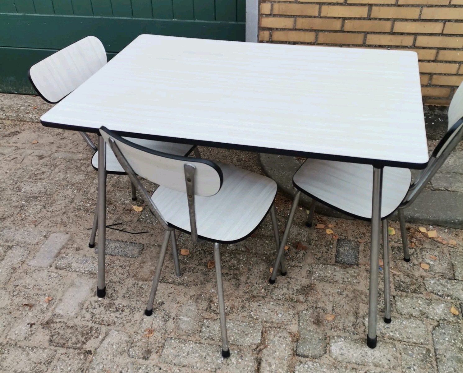 Prachtige Vintage Formica Eethoek (Jaren 60/70) – Tafel + St, Huis en Inrichting, Ophalen, Gebruikt, 100 tot 150 cm, Industrieel retro minimalistisch