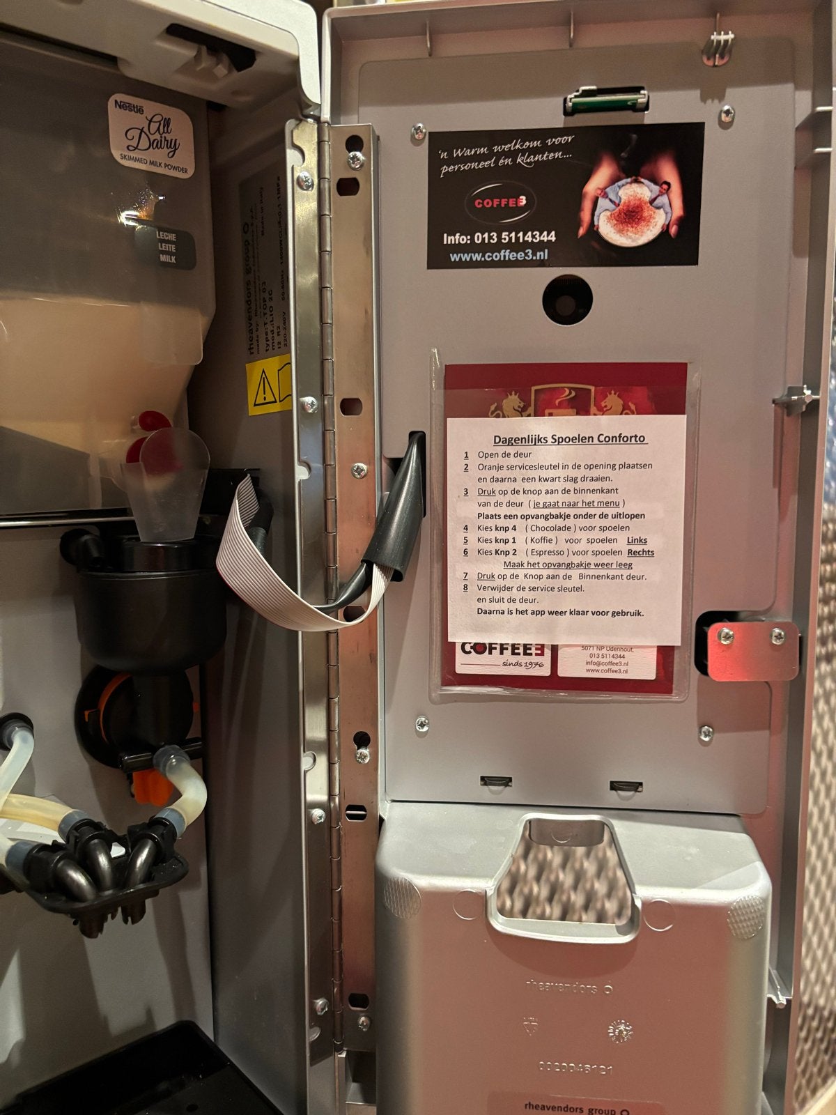 Nescafé Conforto VW  Koffiemachine, Ophalen, 10 kopjes of meer, Koffiemachine, Gemalen koffie