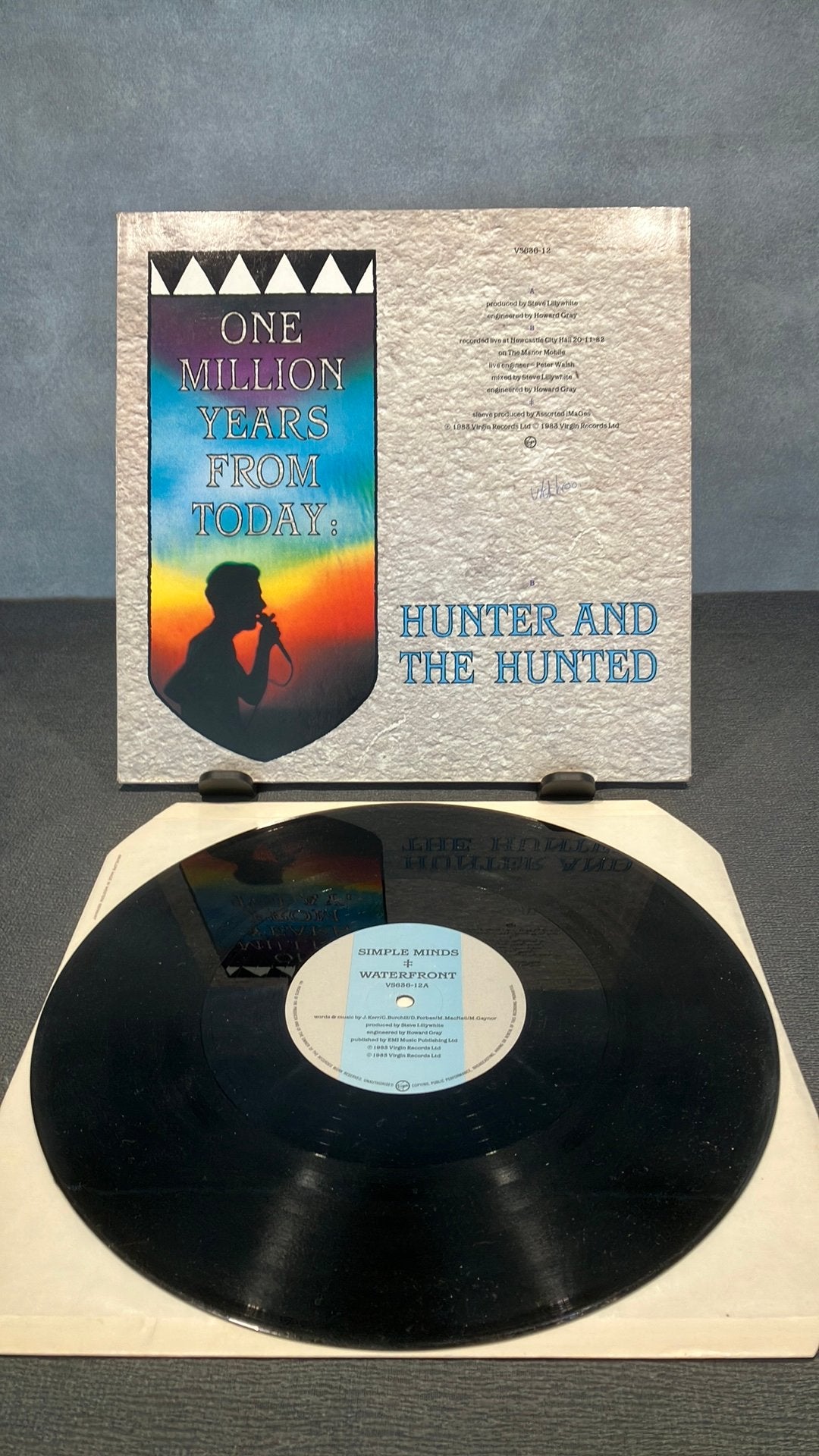 Simple Minds —. Waterfront, Gebruikt, Ophalen of Verzenden, Inclusief binnenhoes, EP