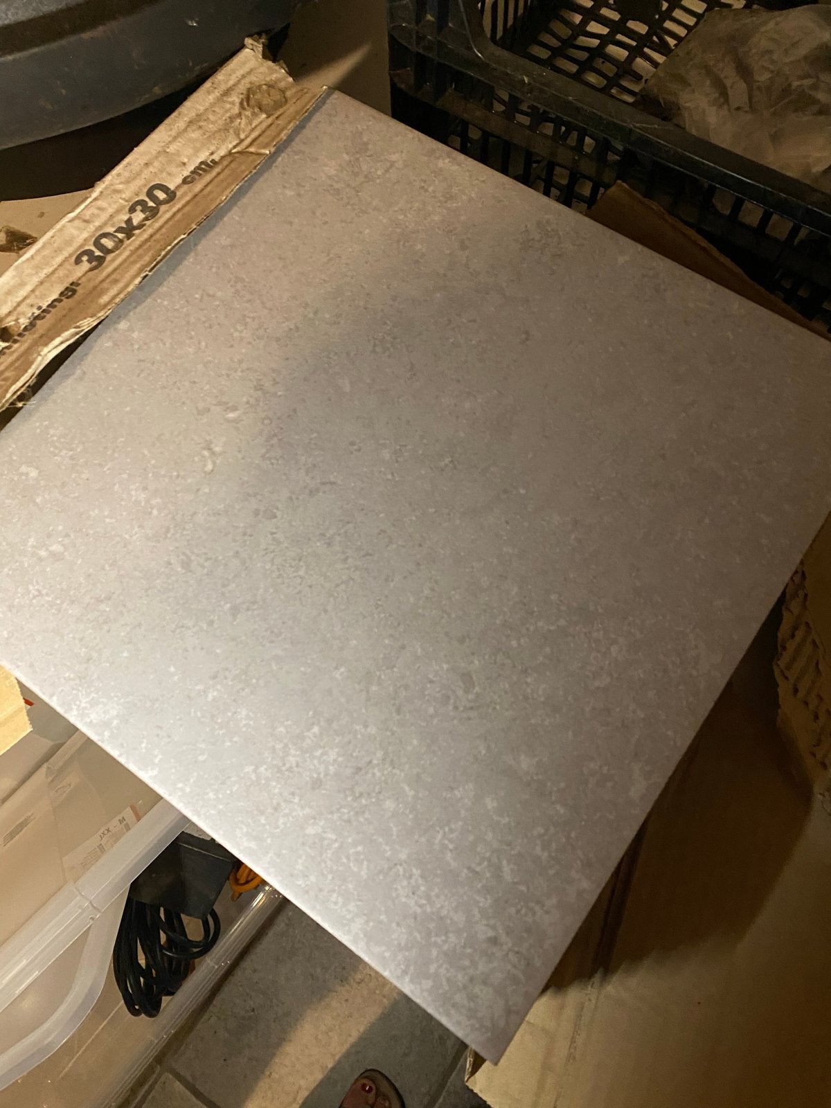 Restant 10 tegels (0,9 m2) grijs 30x30 cm, Ophalen, Nieuw, 20 tot 40 cm, Minder dan 5 m²