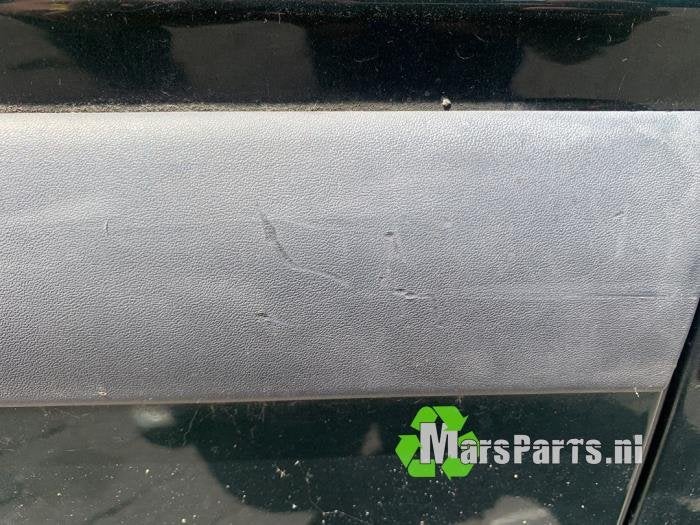 Portier 4Deurs links-voor van een Volvo V70, Gebruikt, -, Deur, -