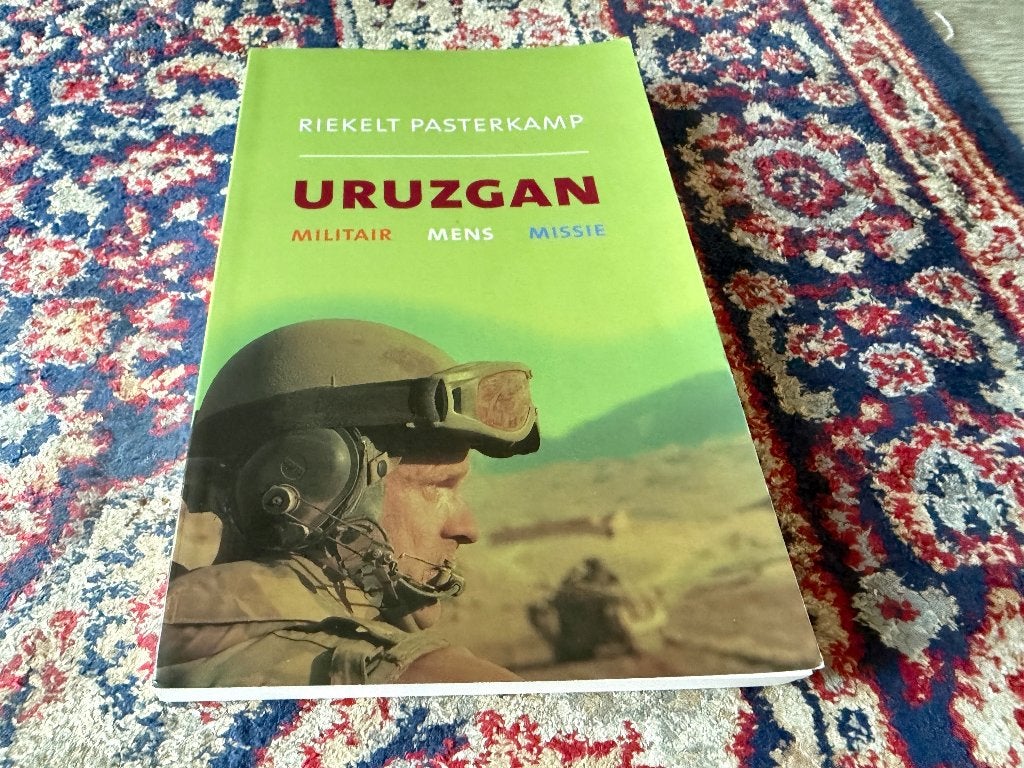 Uruzgan Militair Mens Missie Riekelt Pasterkamp., Boeken, Ophalen of Verzenden, Zo goed als nieuw, Landmacht, 1945 tot heden