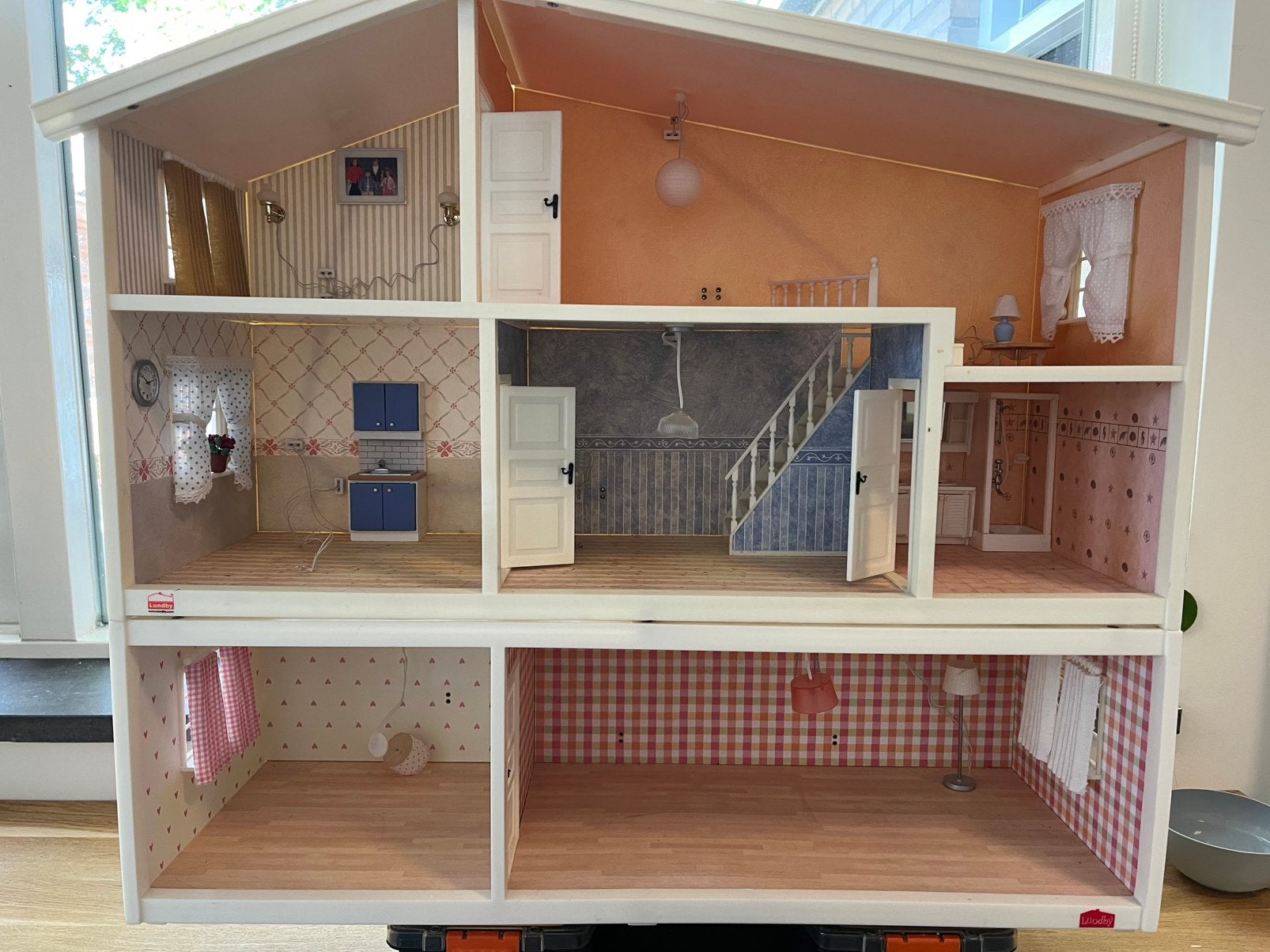 Klein plastic Lundby huis, Ophalen, Zo goed als nieuw, Poppenhuis