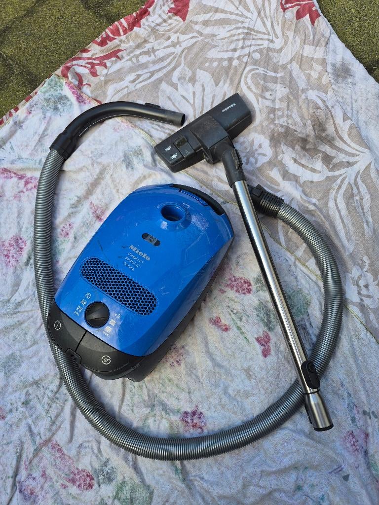 Miele Classic C1 EcoLine - sprintblauw - stofzuiger met zak, Ophalen, Gebruikt