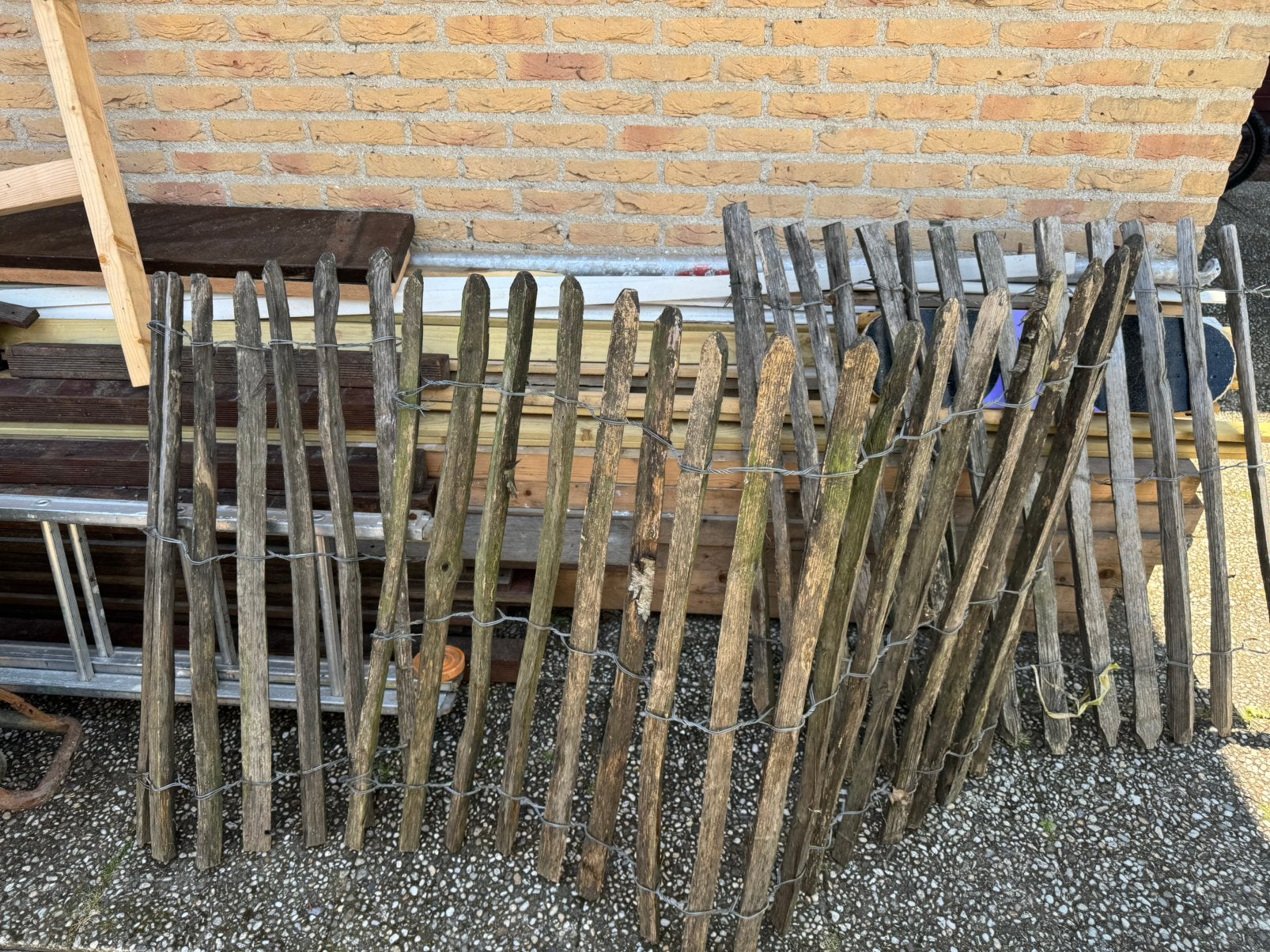 Gratis stukjes schapenhek, Tuin en Terras, Ophalen of Verzenden, Gebruikt, Hout, Tuinhek