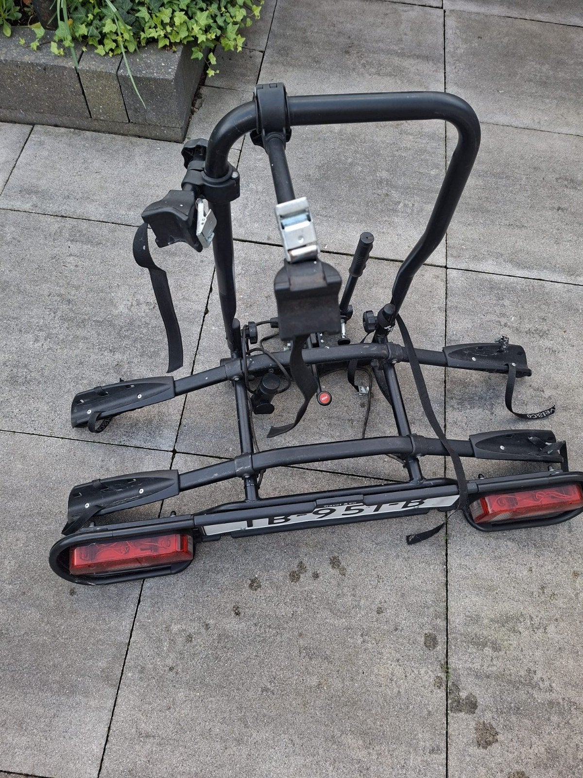 fietsendrager  van ANWB  zware fietsen, Ophalen, 2 fietsen, Trekhaakdrager, Brede banden
