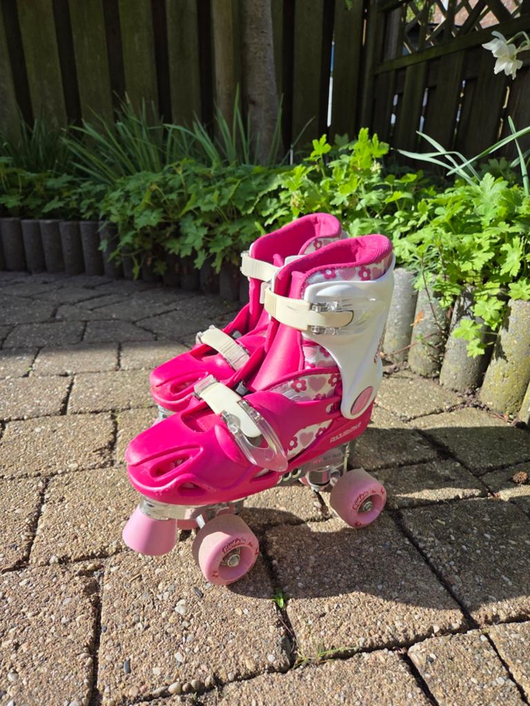 Roze rolschaatsen (32-36), Ophalen, Verstelbaar, Gebruikt, Kinderen