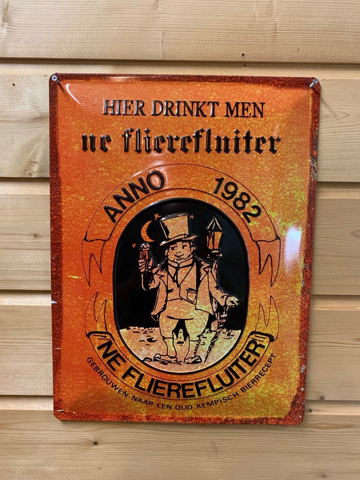 Ne Flierefluiter Reclamebord - Anno 1982 - Zo goed als nieuw, Reclamebord, Ophalen of Verzenden, A, A
