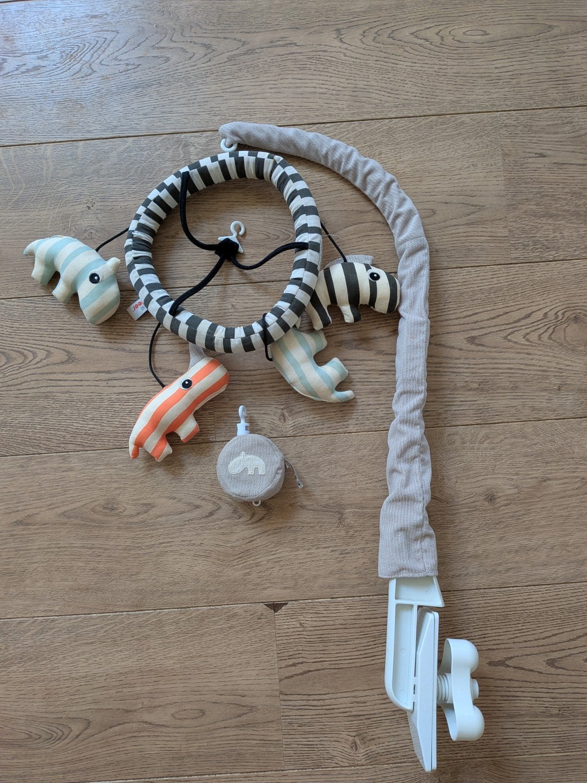 Done by Deer Muziekmobiel met Dieren, Kinderen en Baby's, Ophalen, Zo goed als nieuw, Mobiel, Met geluid
