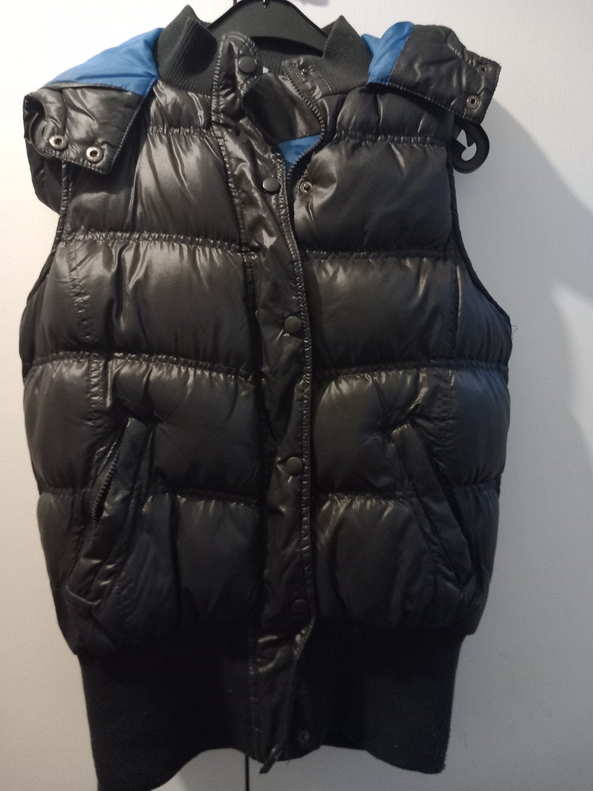 Bijna gratis Bodywarmer zwart maat M Hema, Kleding | Dames, Maat 38/40 (M), Zwart, Ophalen of Verzenden, Zo goed als nieuw