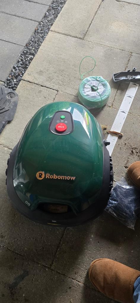 Robomow rt300 robotmaaier, Tuin en Terras, Grasmaaiers, Zo goed als nieuw, Minder dan 30 cm, Ophalen of Verzenden