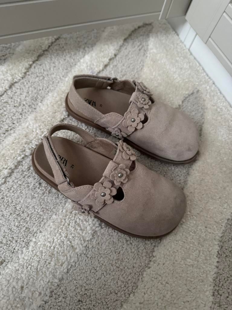Zara sandalen, Meisje, Overige typen, Ophalen of Verzenden, Zo goed als nieuw