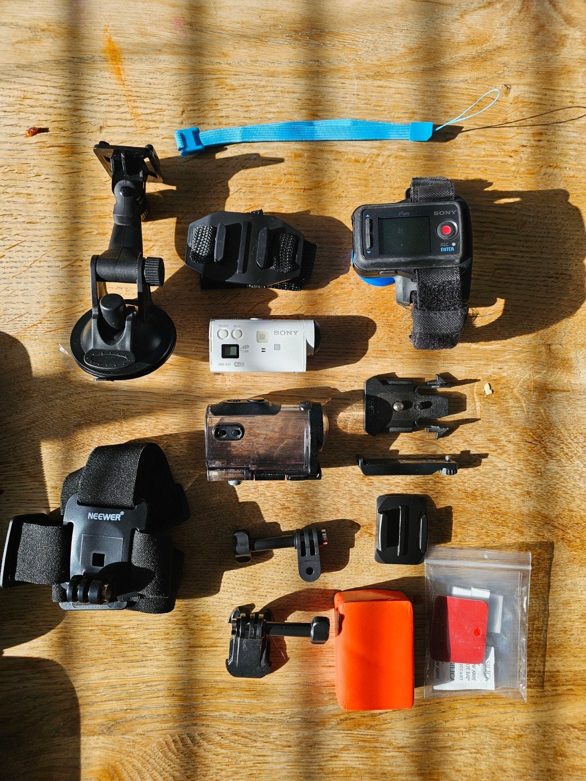 Sony actioncam HDR-AZ1 + wireless remote + accessoires, Audio, Tv en Foto, Ophalen of Verzenden, Sony