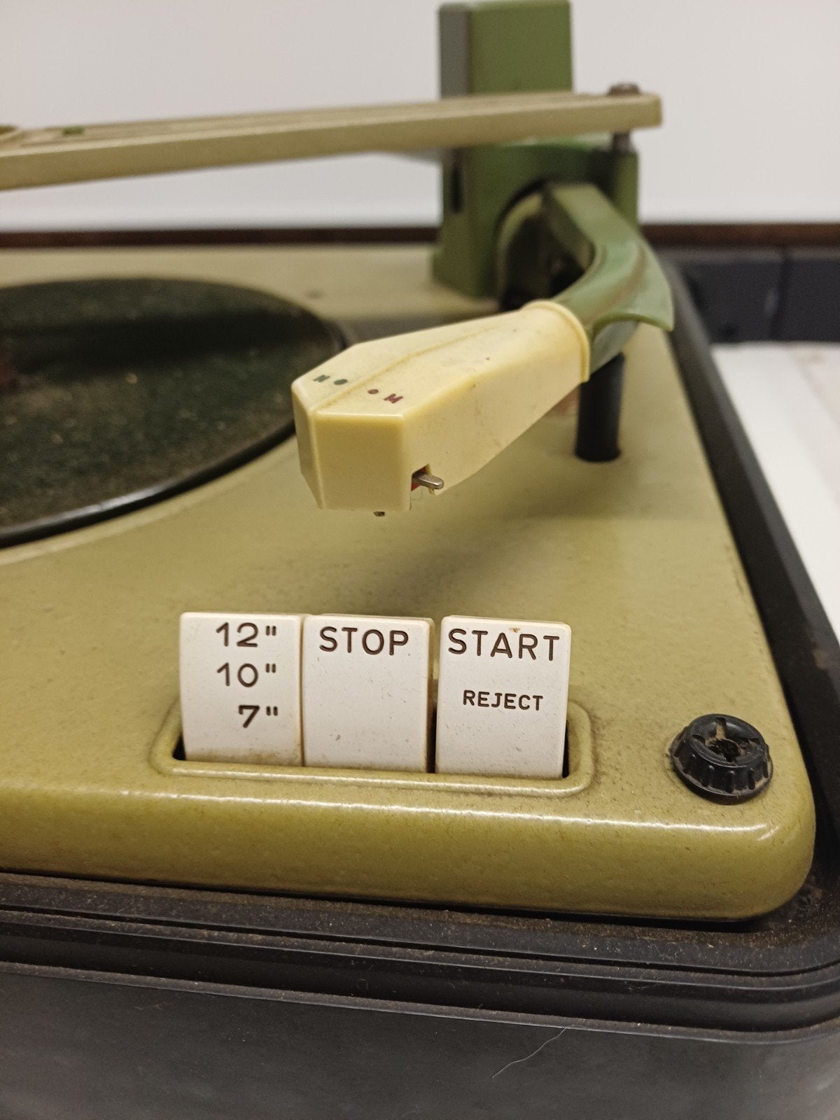 Philips AG 1114 platenwisselaar uit 1957 - Olijfgroen, Ophalen of Verzenden, Gebruikt, Platenspeler, Philips