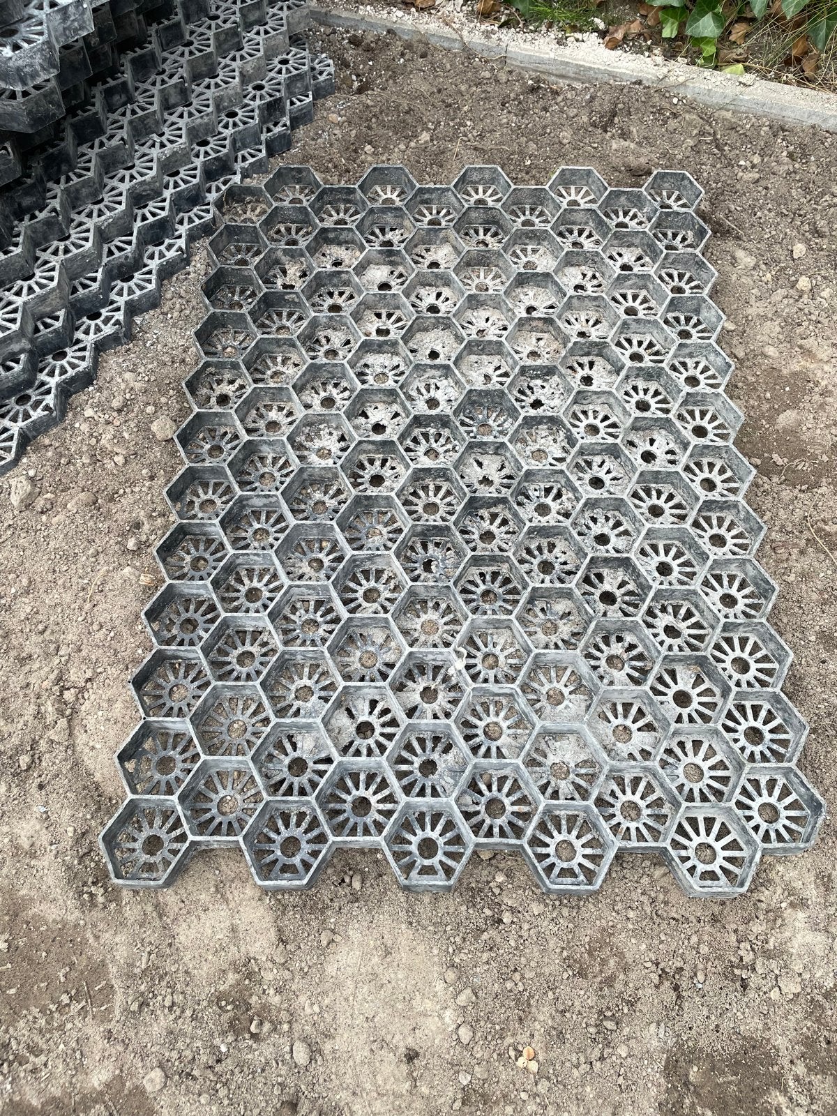 23 Honinggraad/Grindplaten voor oprit of tuin, Ophalen, Kunststof, Gebruikt, Overige typen