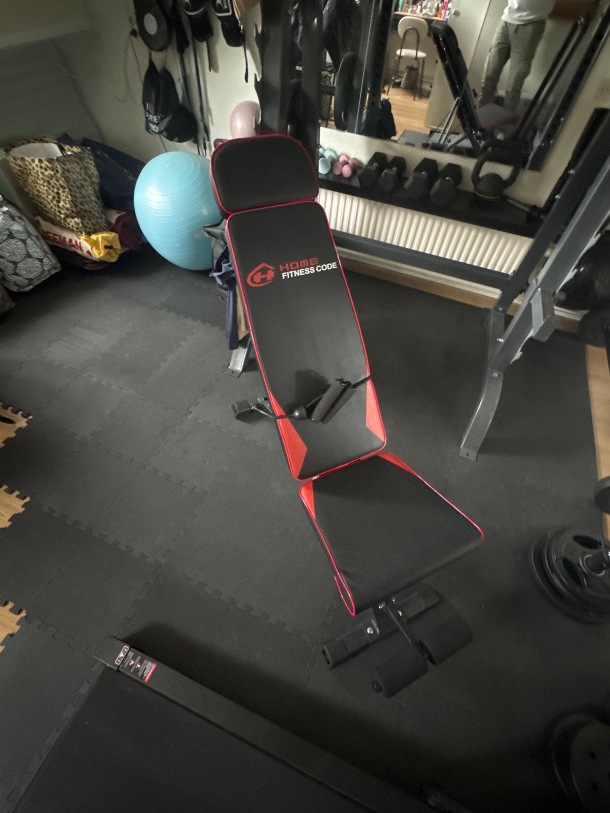 Verstelbare fitnessbank met weerstandsbanden, Sport en Fitness, Ophalen, Krachtstation, Armen, Zo goed als nieuw