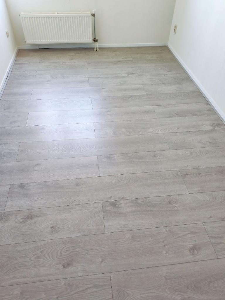 Kliklaminaat 40-45 m2, Ophalen, Gebruikt, 50 tot 150 cm, 10 m² of meer
