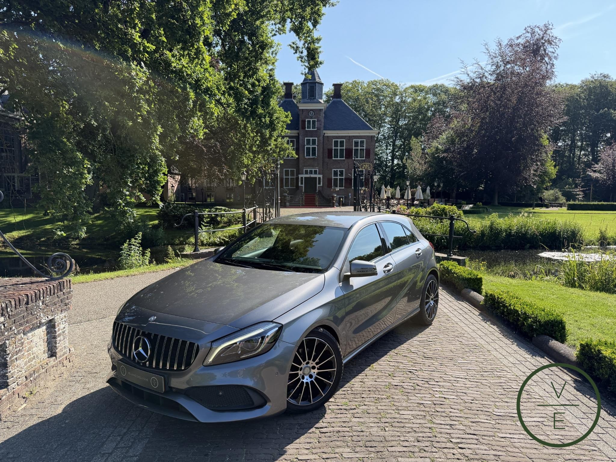 Mercedes-Benz A-klasse 180 AMG-Line | Navi | Led | Cruise |, Auto's, Voorwielaandrijving, Gebruikt, Euro 6, 4 cilinders