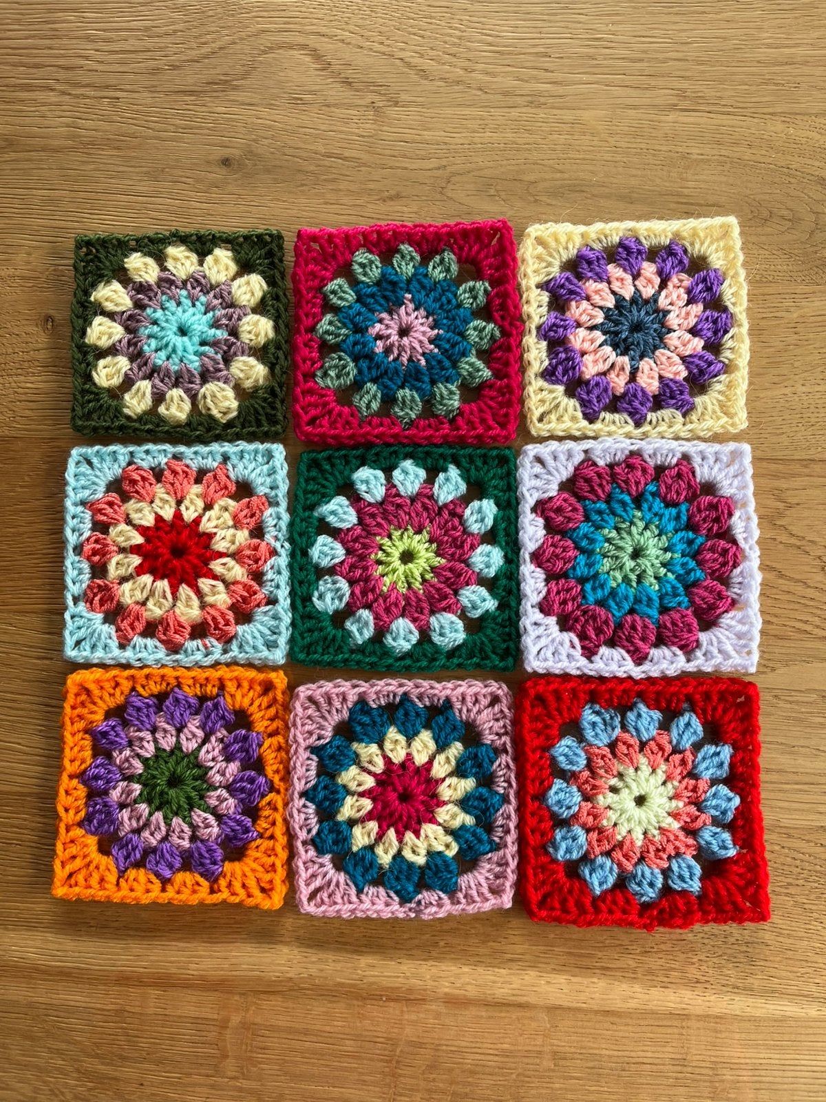🌸Granny Square gehaakte vierkantjes 9 stuks🌸, Verzenden, Nieuw, Maat 38/40 (M), Meerkleurig