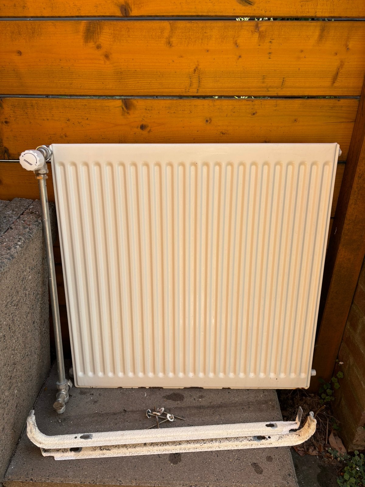 Verwarming voor aan de muur/wand, 60x60cm, Doe-het-zelf en Verbouw, Verwarming en Radiatoren, Ophalen, 30 tot 80 cm, Radiator