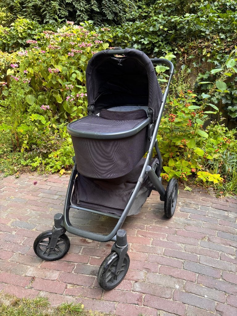 Uppa Vista V2 incl. accessoires, Zo goed als nieuw, Verstelbare duwstang, Ophalen, Kinderwagen