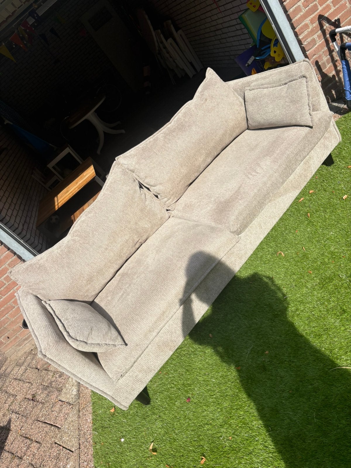 Leuke bank kleur taupe! Zo goed als nieuw!, Huis en Inrichting, Banken | Bankstellen, Ophalen, 150 tot 200 cm, Tweepersoons, 75 tot 100 cm
