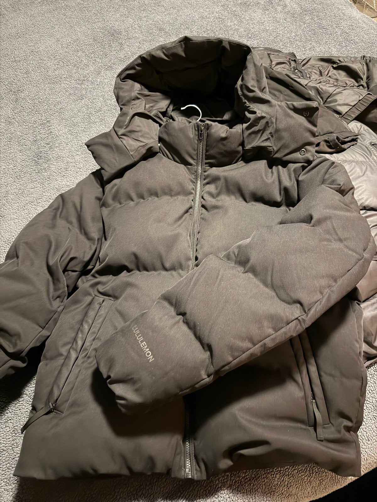 Lululemon winterjas maat L, Kleding | Dames, Ophalen of Verzenden, Gedragen, Maat 42/44 (L), Zwart