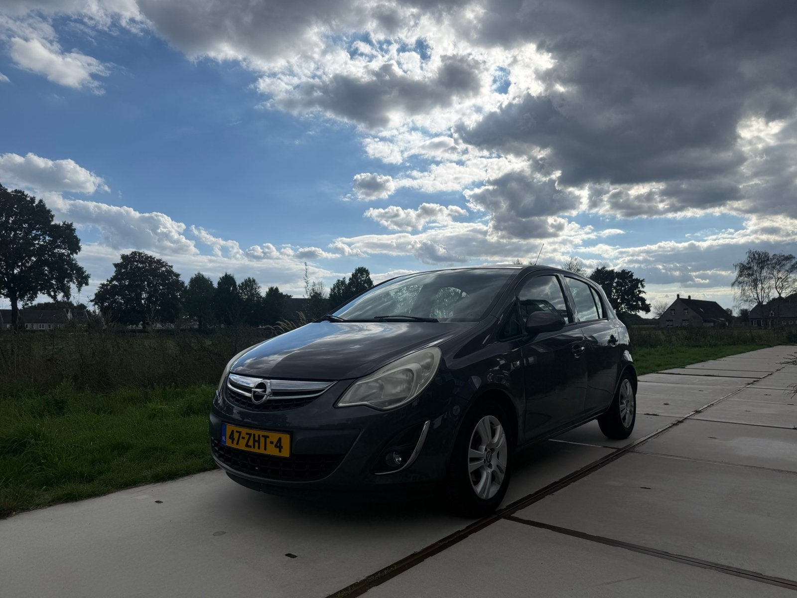 Opel Corsa 1.2 | 5D | 2011 | Grijs | Carplay | JBL, Auto's, Voorwielaandrijving, 4 cilinders, 1229 cc, 49 €/maand
