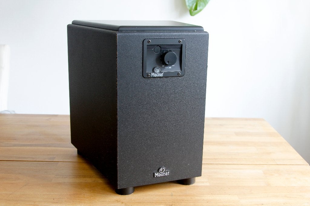 Magnat Omega 200 subwoofer, Gebruikt, -, 60 tot 120 watt, -
