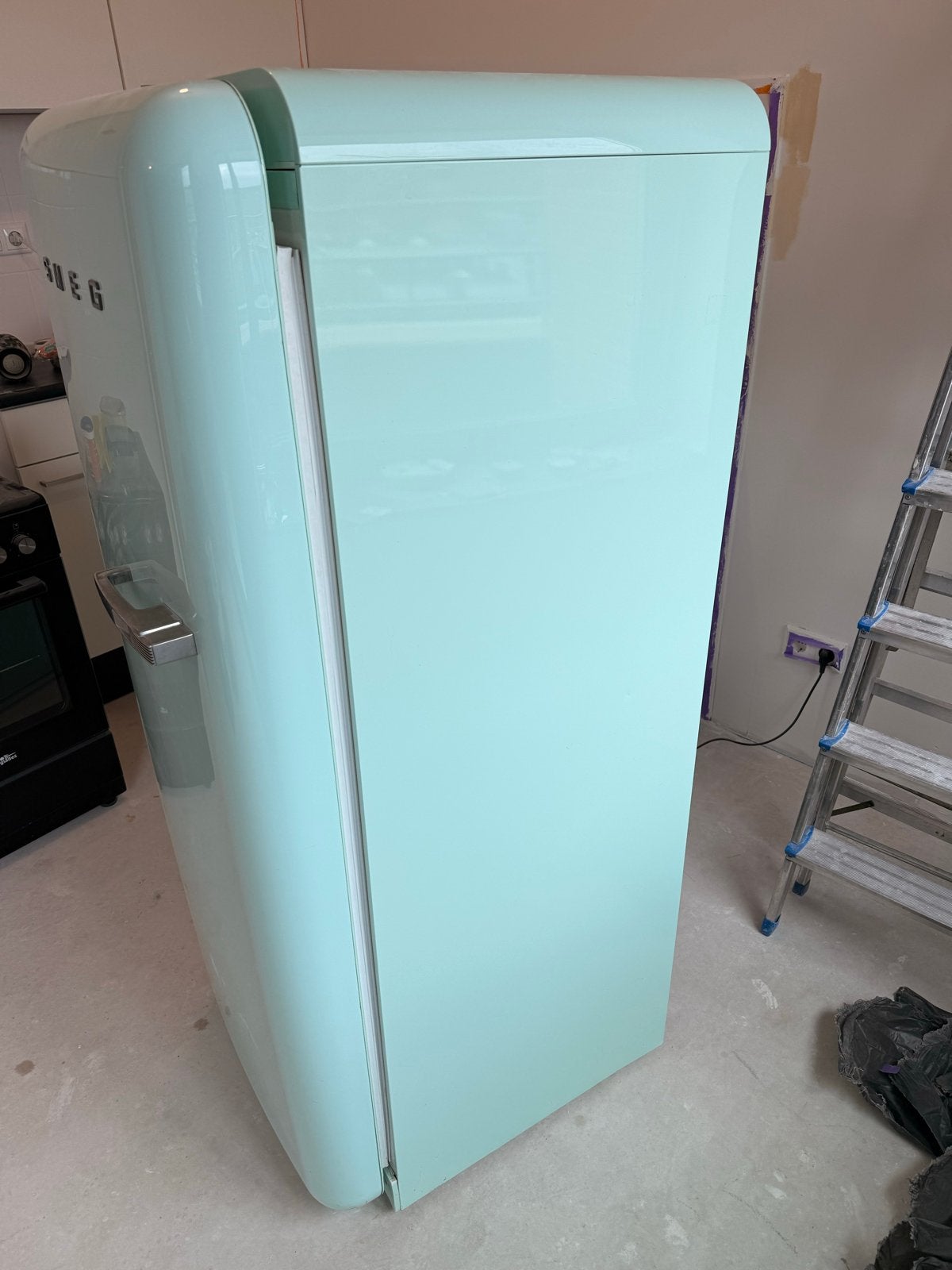 Foto 9 van Smeg koelkast met vriesvak - Retro mintgroen