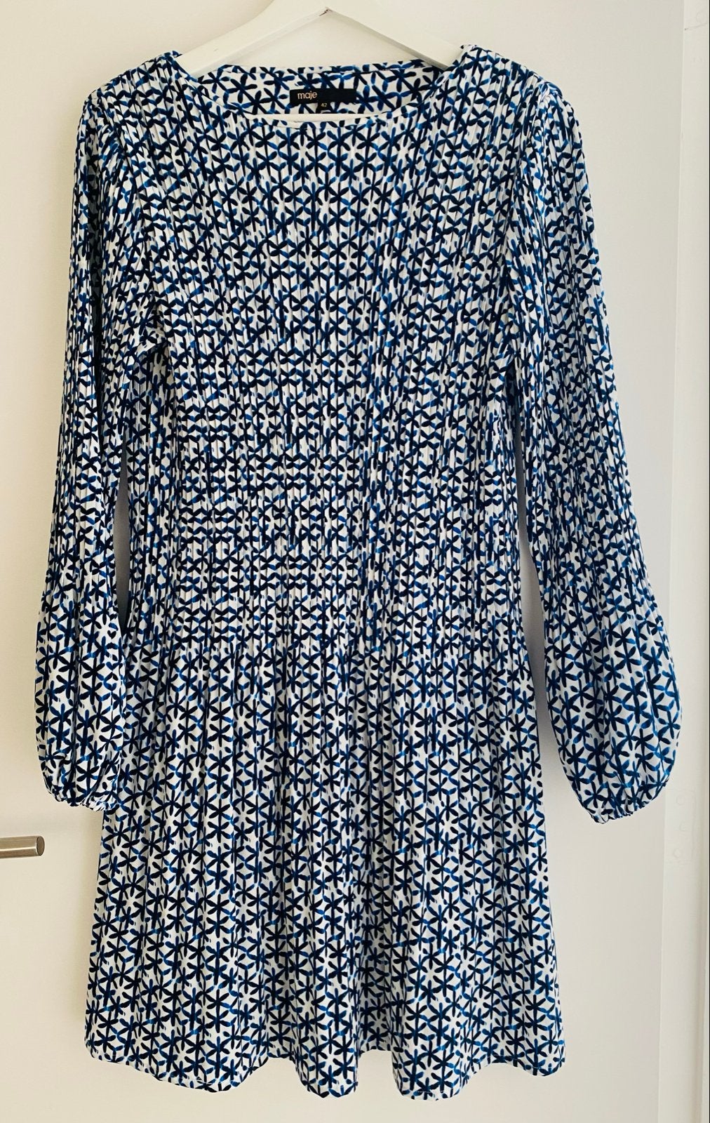 Maje jurkje, Blauw, Maat 42/44 (L), Ophalen of Verzenden, Zo goed als nieuw