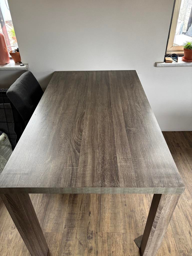 Tafel + 4 stoelen + Dressoir Gratis!, Ophalen, Gebruikt, 50 tot 100 cm, Vier personen
