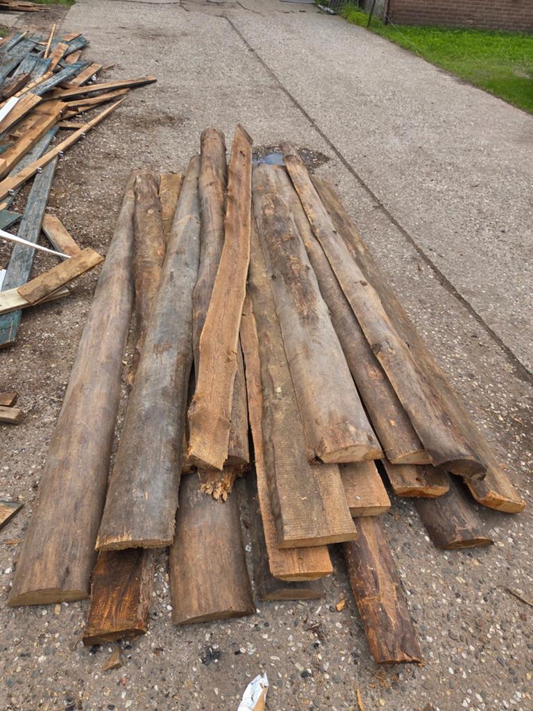 Oude schaaldelen diverse diameters, 2.5m - 4m lengte, Doe-het-zelf en Verbouw, Hout en Planken, Gebruikt, 25 tot 50 mm, Ophalen of Verzenden