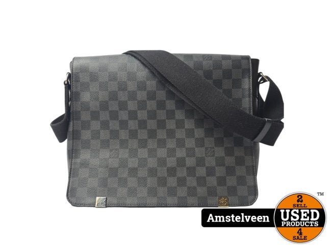 Louis Vuitton District PM Messenger Damier 2019, Louis Vuitton, Gebruikt, Support@louisvuitton.com, 2 Rue du Pont Neuf
75001 Paris
France