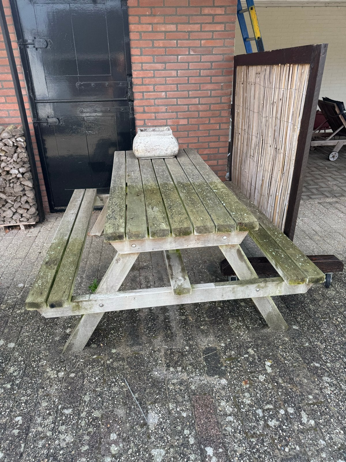Robuuste houten picknicktafel, Tuin en Terras, Picknicktafels, Ophalen of Verzenden, Gebruikt, Rechthoekig, Hout