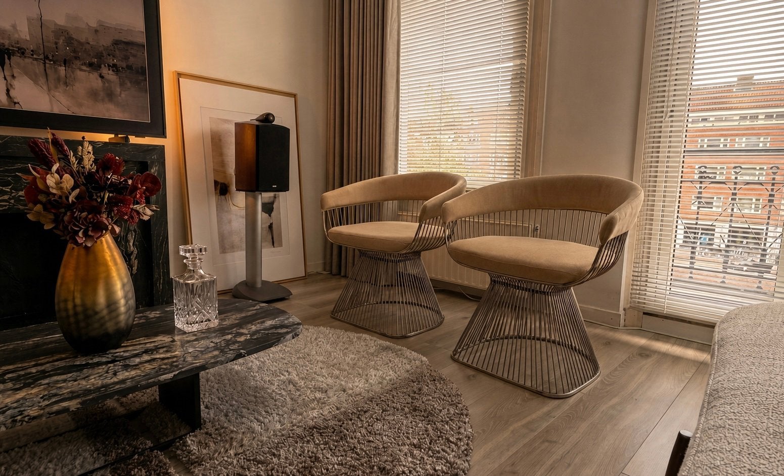 Design Stoel , chique , stijlvol , tijdloos., Huis en Inrichting, Stoelen, Ophalen, Overige kleuren, Overige materialen, Zo goed als nieuw
