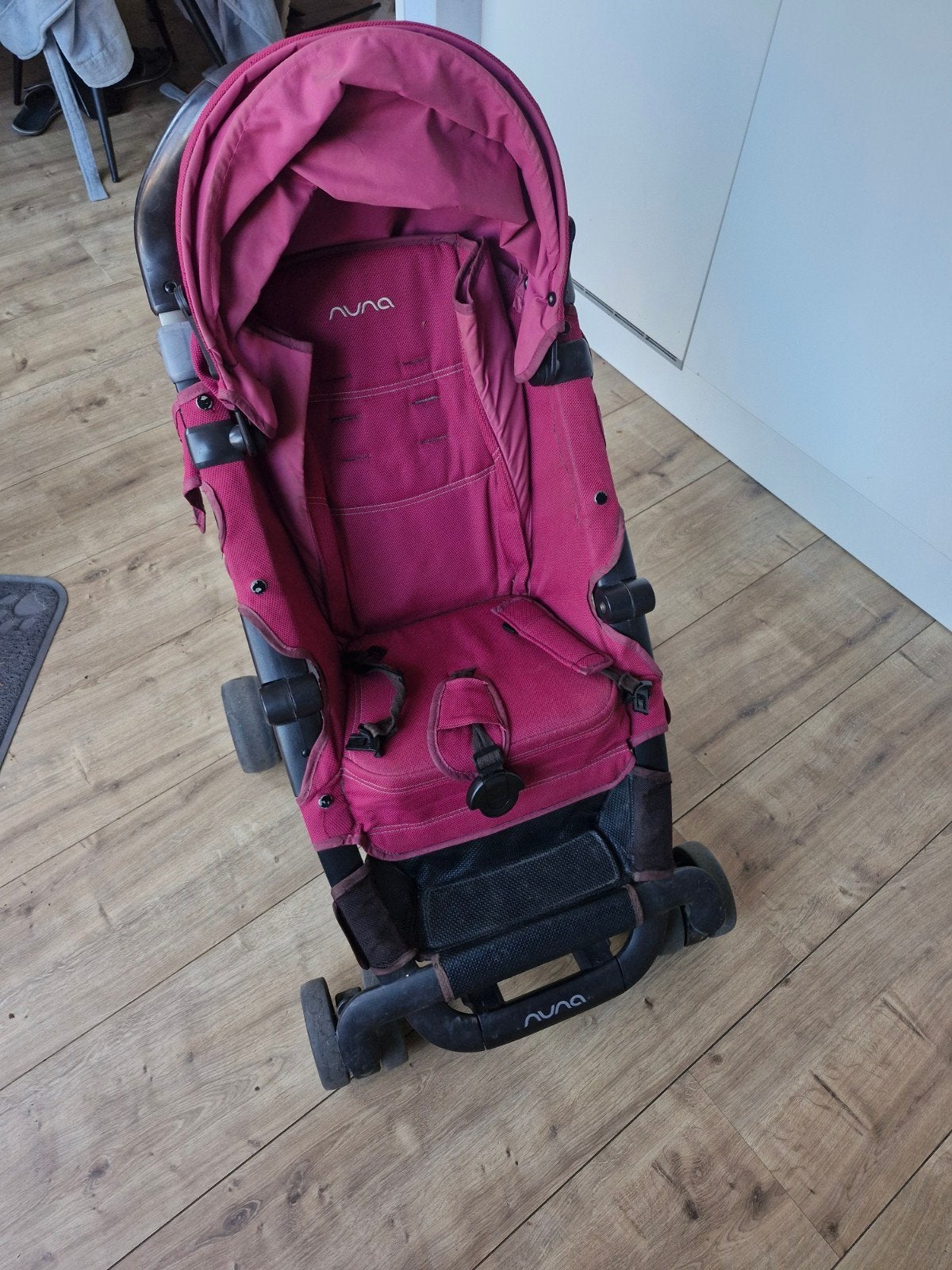 Buggy Nuna - Veel gebruikt, Kinderen en Baby's, Buggy's, Ophalen, Gebruikt, Overige merken, Verstelbare rugleuning