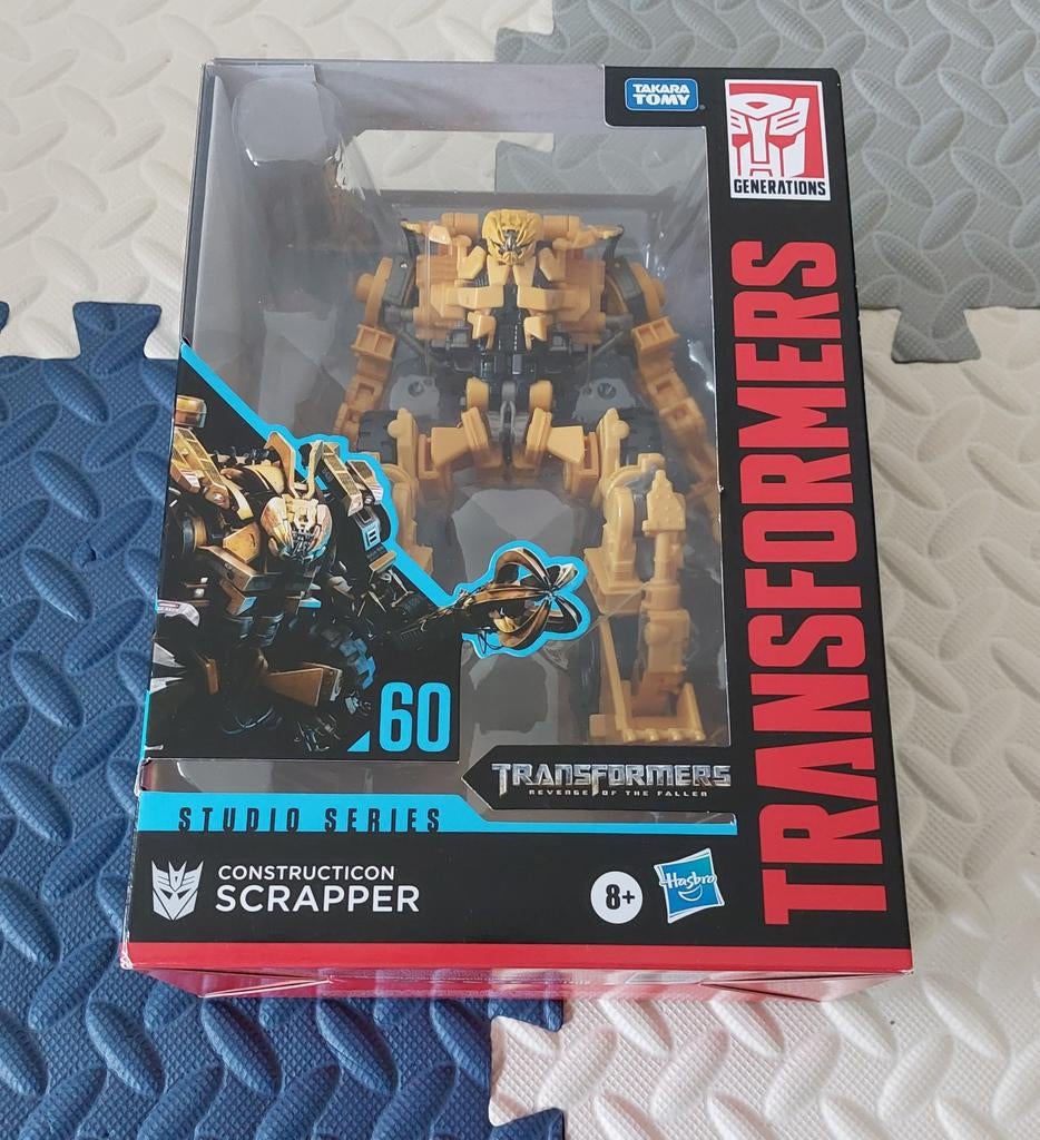Transformers Studio Series 60 Constructicon Scrapper, Verzamelen, Transformers, Ophalen of Verzenden, Nieuw