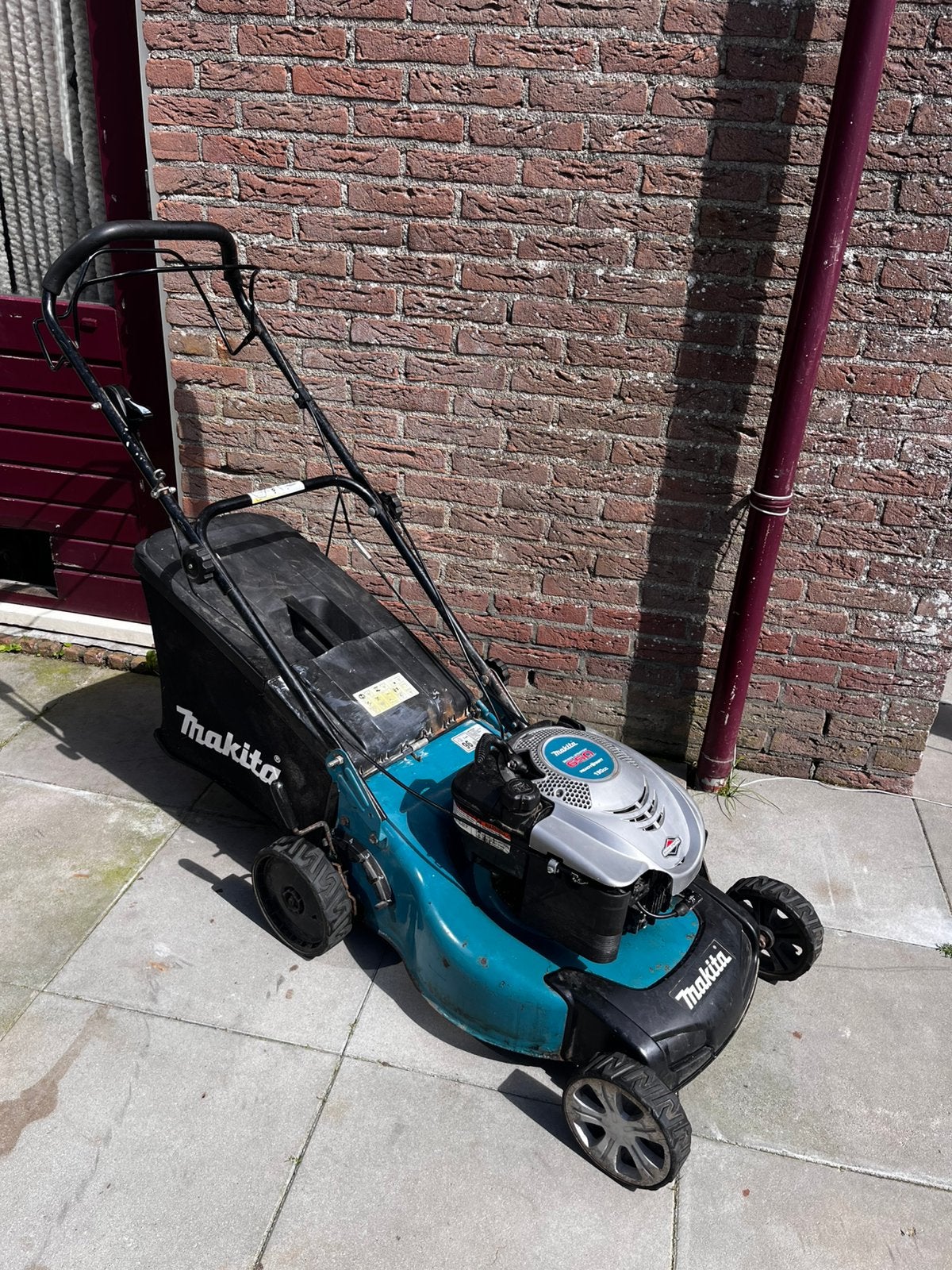 Makita grasmaaier, Tuin en Terras, Ophalen, Cirkelmaaier, Gebruikt, Opvangbak