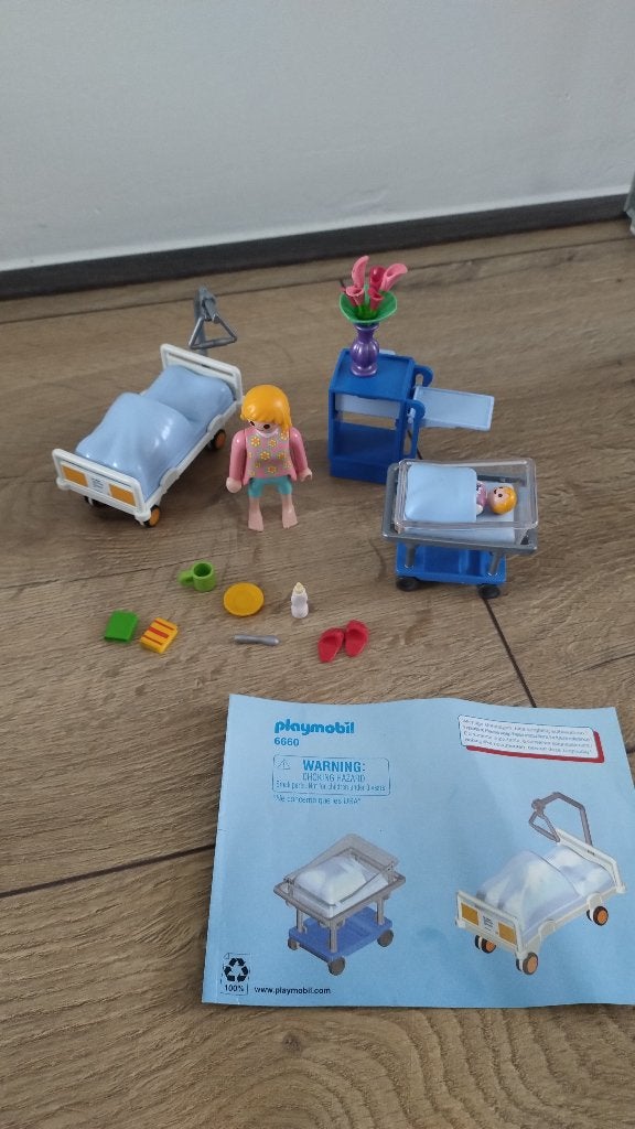 Playmobil Kraamkamer met baby bed- 6660, Kinderen en Baby's, Complete set, Ophalen of Verzenden, Zo goed als nieuw, City life