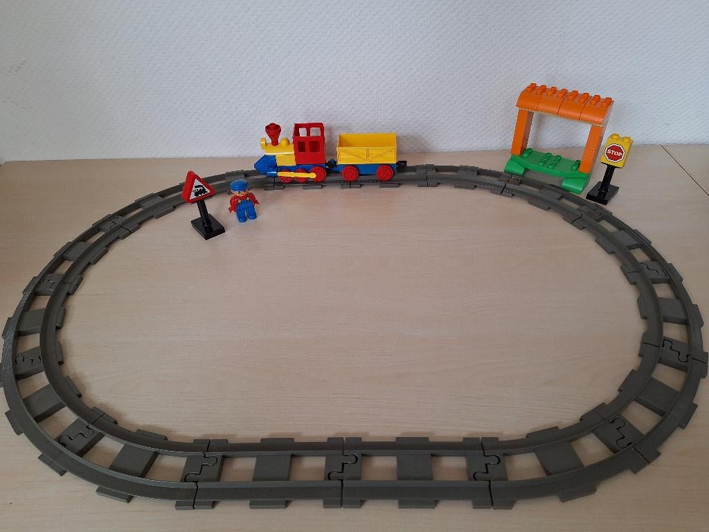 Duplo: Trein + aanhanger, rails en station * Set 1 *, Gebruikt, Overige thema's, Overige typen, Ophalen of Verzenden
