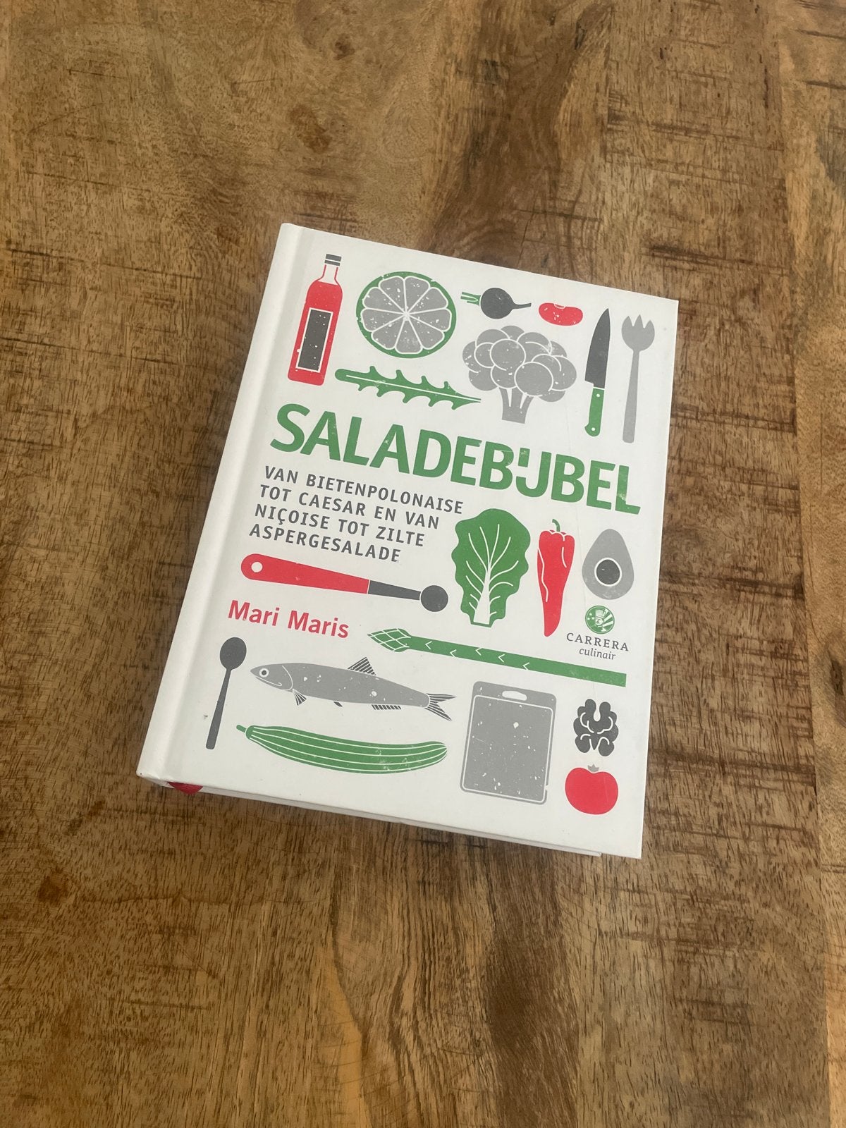 Saladebijbel - Mari Maris, Boeken, Hoofdgerechten, Ophalen of Verzenden, Zo goed als nieuw, Gezond koken