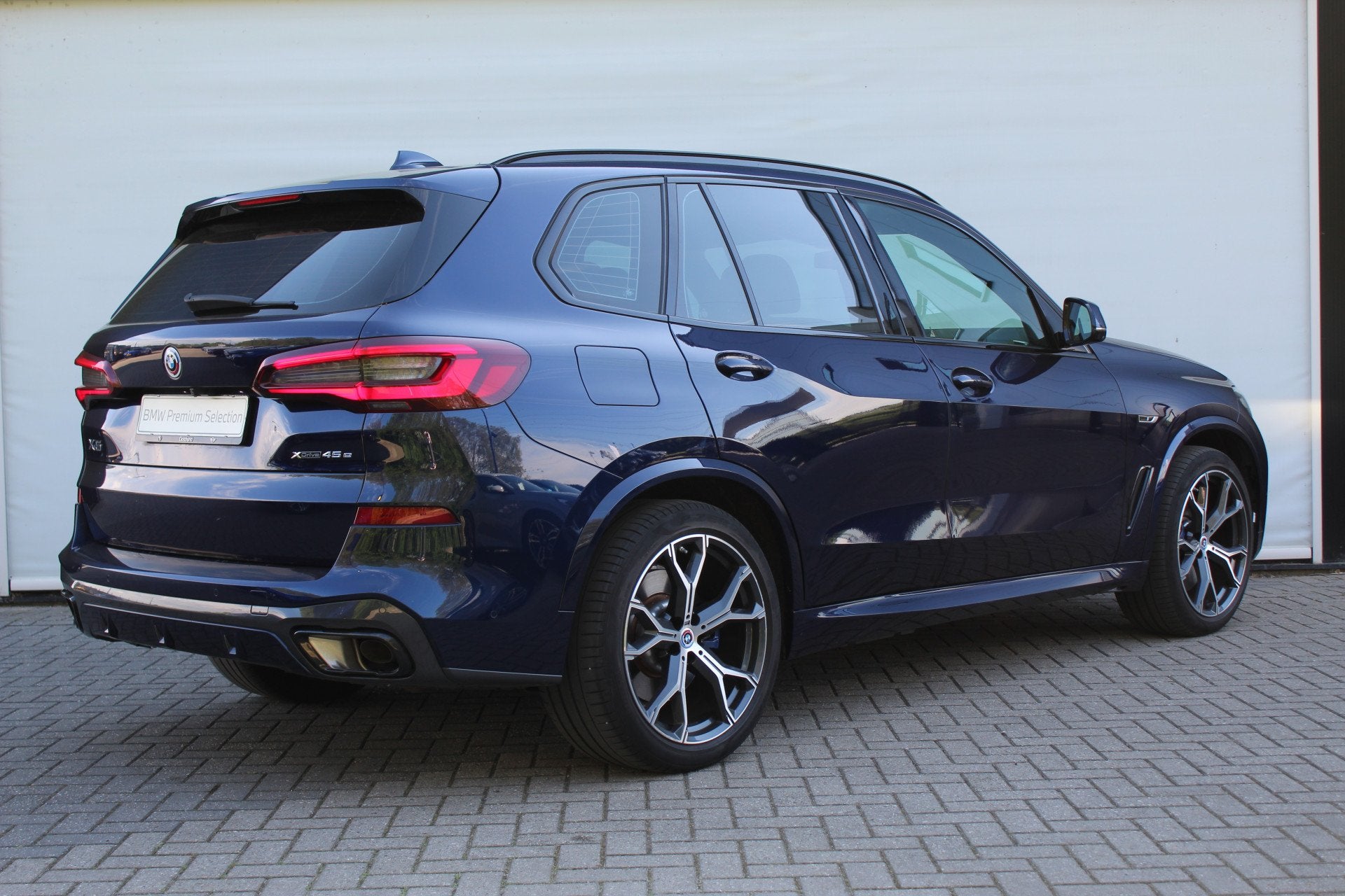 BMW X5 xDrive45e High Executive M Sport Automaat / Trekhaak, Auto's, Dealer onderhouden, Gebruikt, 394 pk, Met garantie (alle)