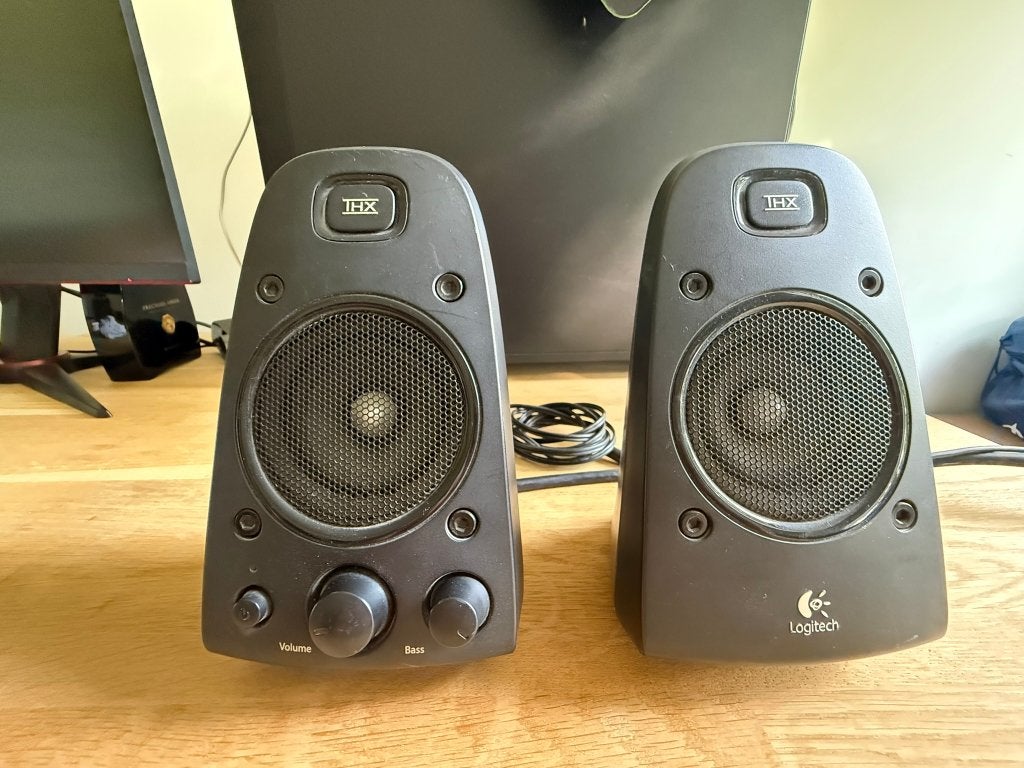 Logitech Z623 2.1 speakerset THX, Computers en Software, Pc speakers, Ophalen of Verzenden, Gebruikt, Audiokanaal 2.1, Logitech