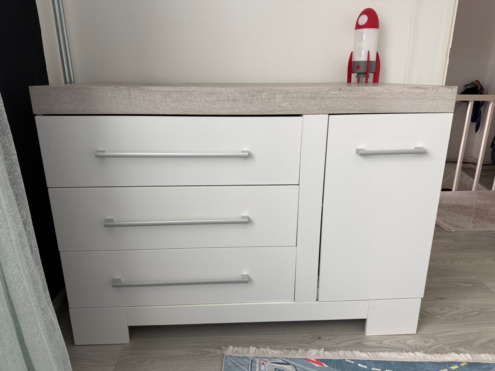 Commode, Ophalen, 50 tot 70 cm, 100 cm of meer, Zo goed als nieuw