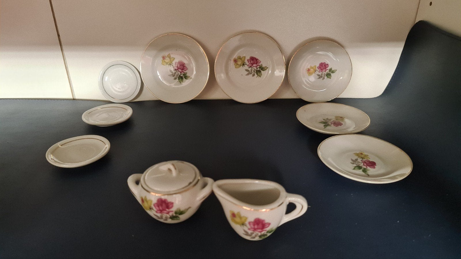 Vintage porseleinen kinderservies met bloemmotief, Ophalen of Verzenden