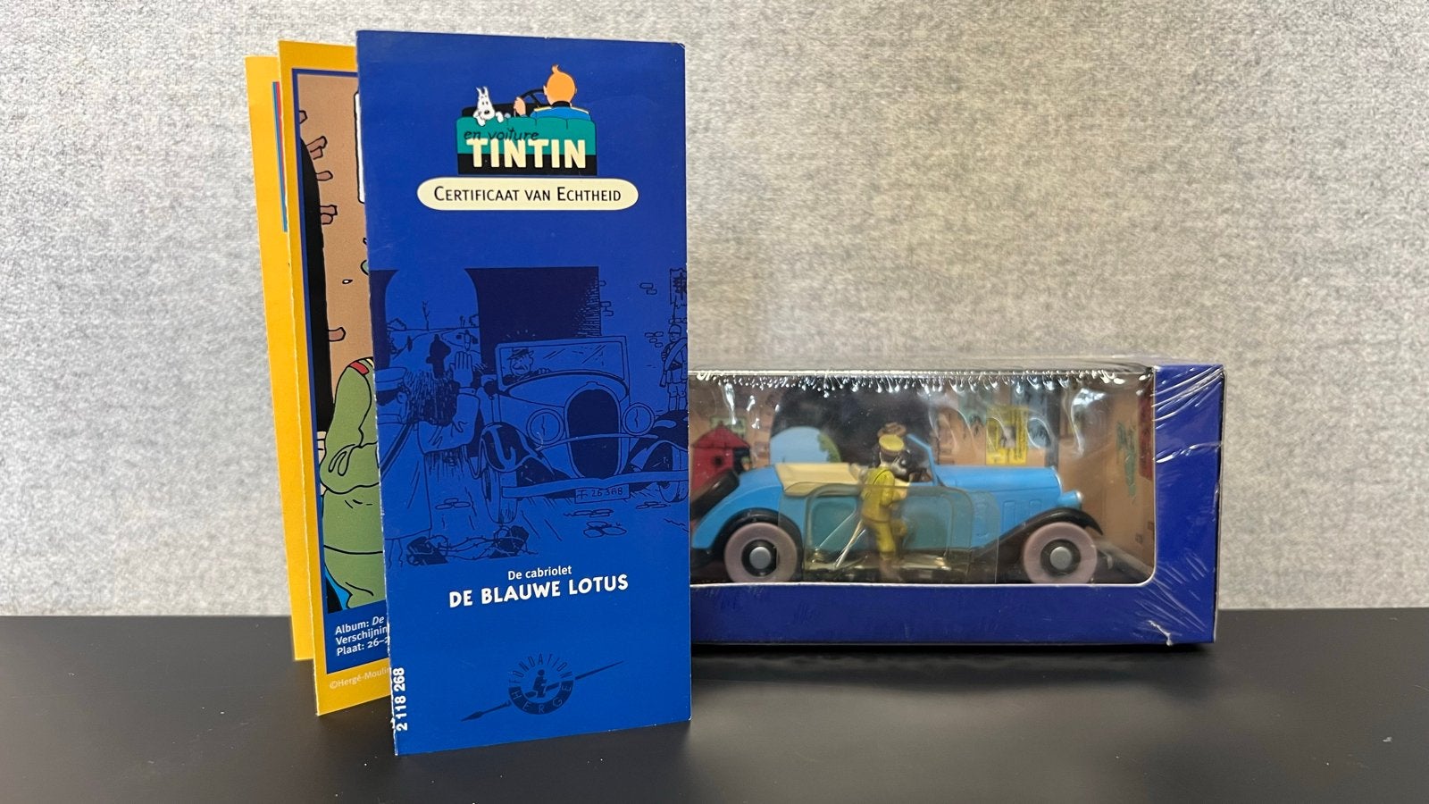 Kuifje - De Cabriolet - De Blauwe Lotus, Overige merken, Auto, 1:32 tot 1:50, Nieuw